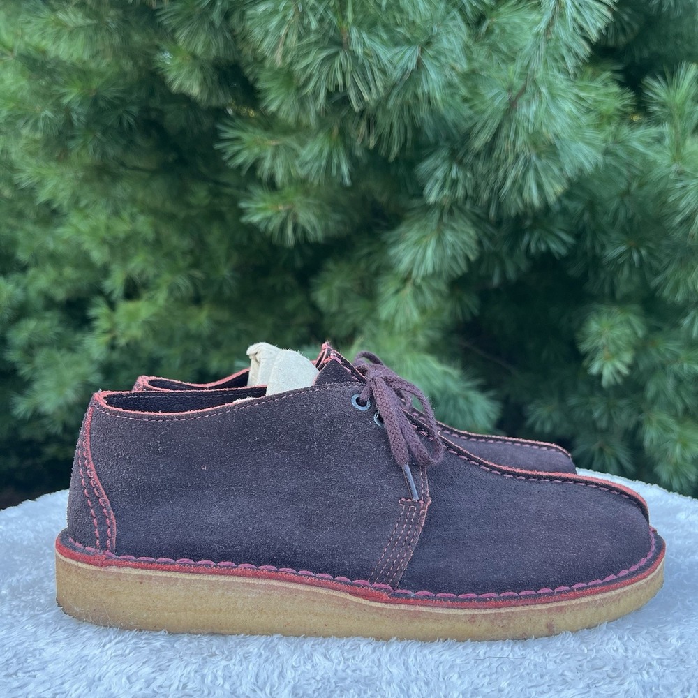 Clarks Originals Desert Trek Mens 9M Brown Suede Red Stitch Crepe Sole 62146
